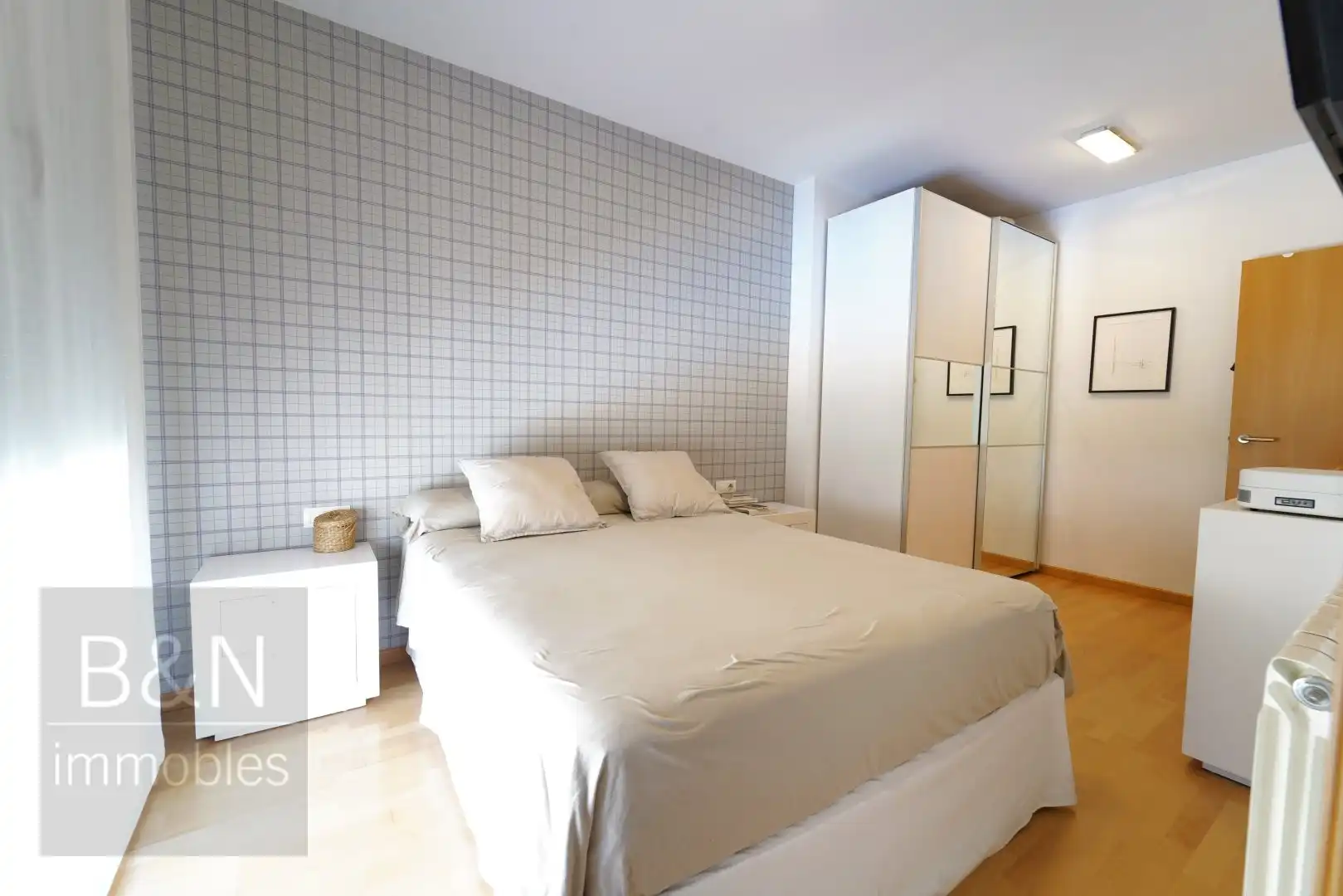 Habitación de Piso en venta en Terrassa con Aire acondicionado, Calefacción y Piscina