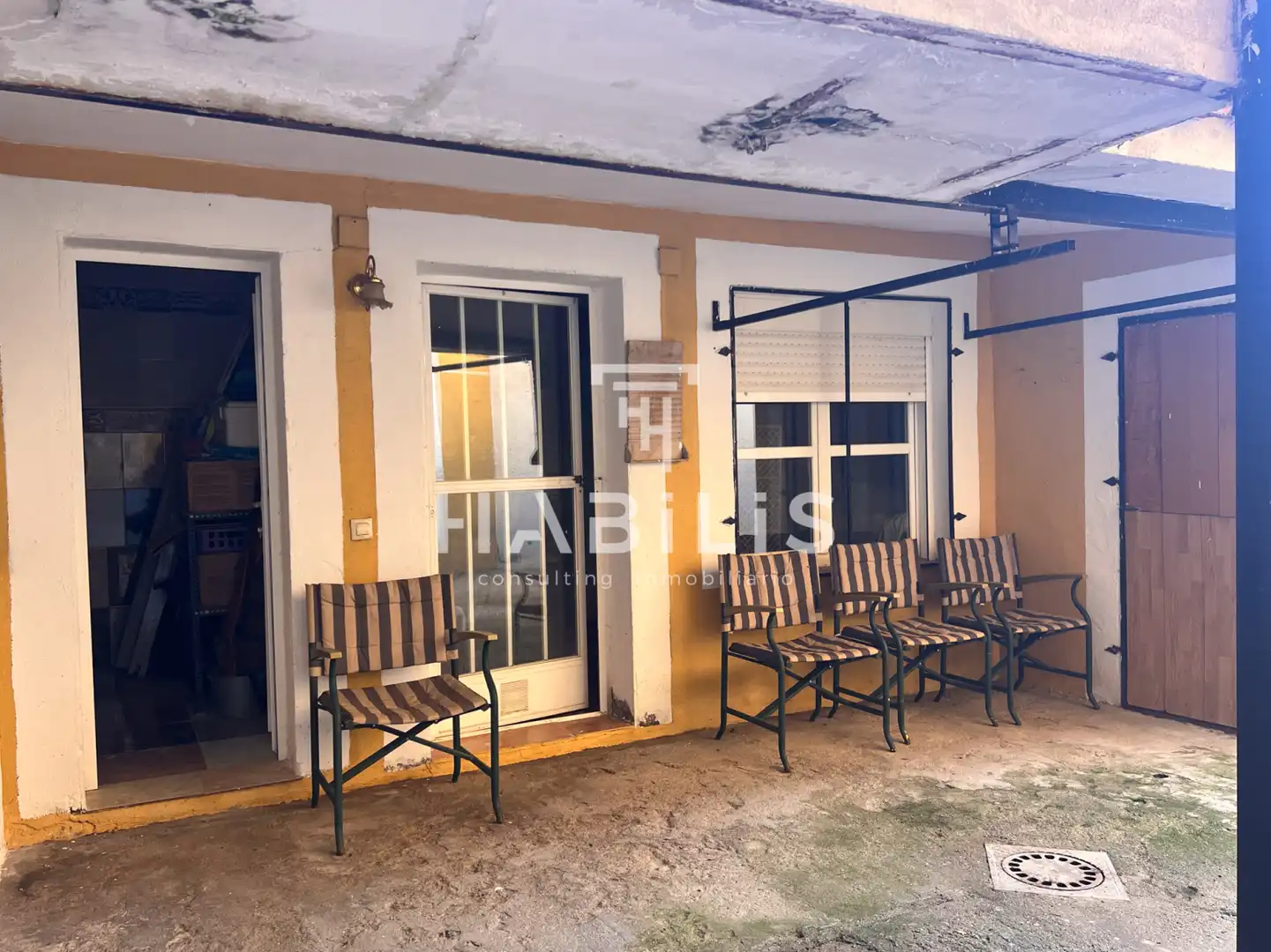 Vista exterior de Casa o xalet en venda en Los Navalmorales amb Traster