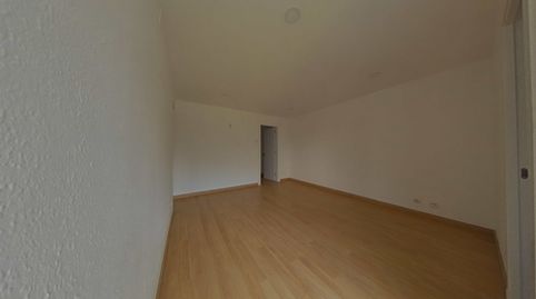 Foto 4 de Piso en venta en Pj Caralt , Singuerlín, Santa Coloma de Gramenet