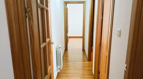 Foto 4 de Piso de alquiler en Rosaleda - Juventud, Granada Capital