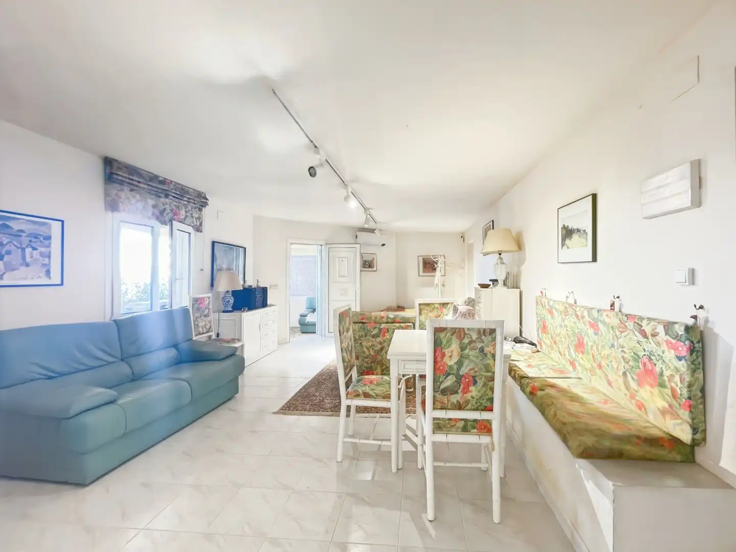 Sala d'estar de Casa adosada en venda en Palau-saverdera amb Aire condicionat, Calefacció i Terrassa
