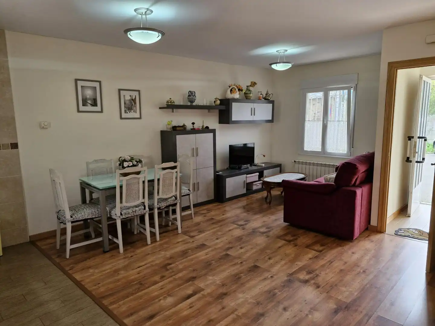 Wohnzimmer von Residential zum Verkauf in Ponferrada
