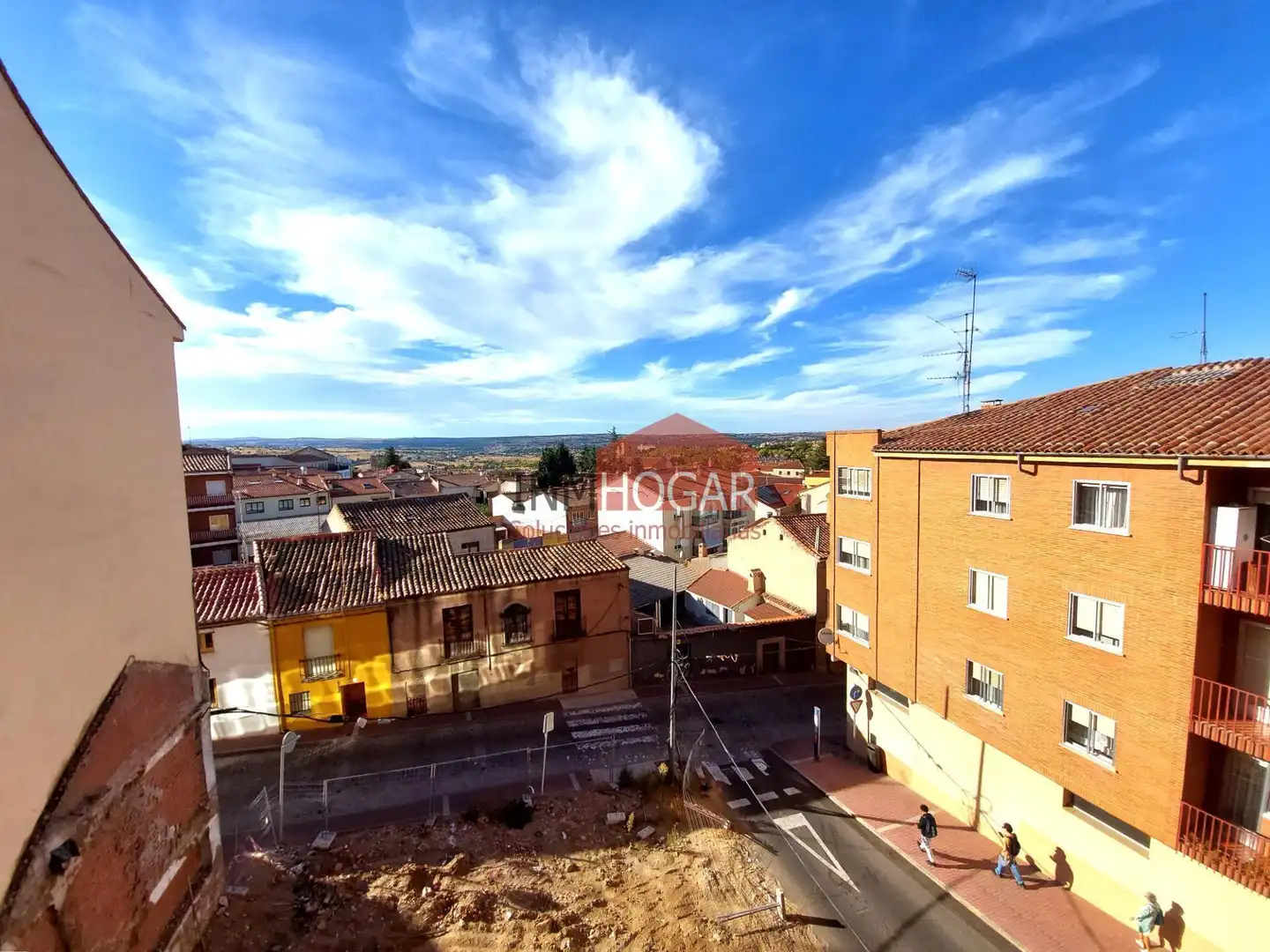 Vista exterior de Pis en venda en Ávila amb Calefacció i Balcó