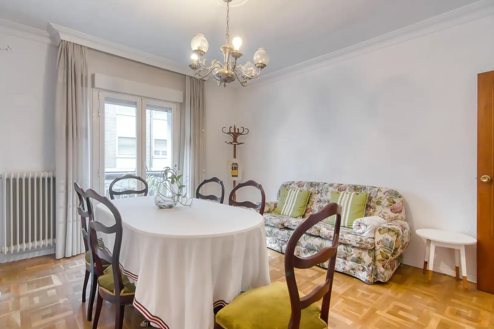 Dining room of Flat for sale in  Pamplona / Iruña  with Heating, Storage room and Balcony