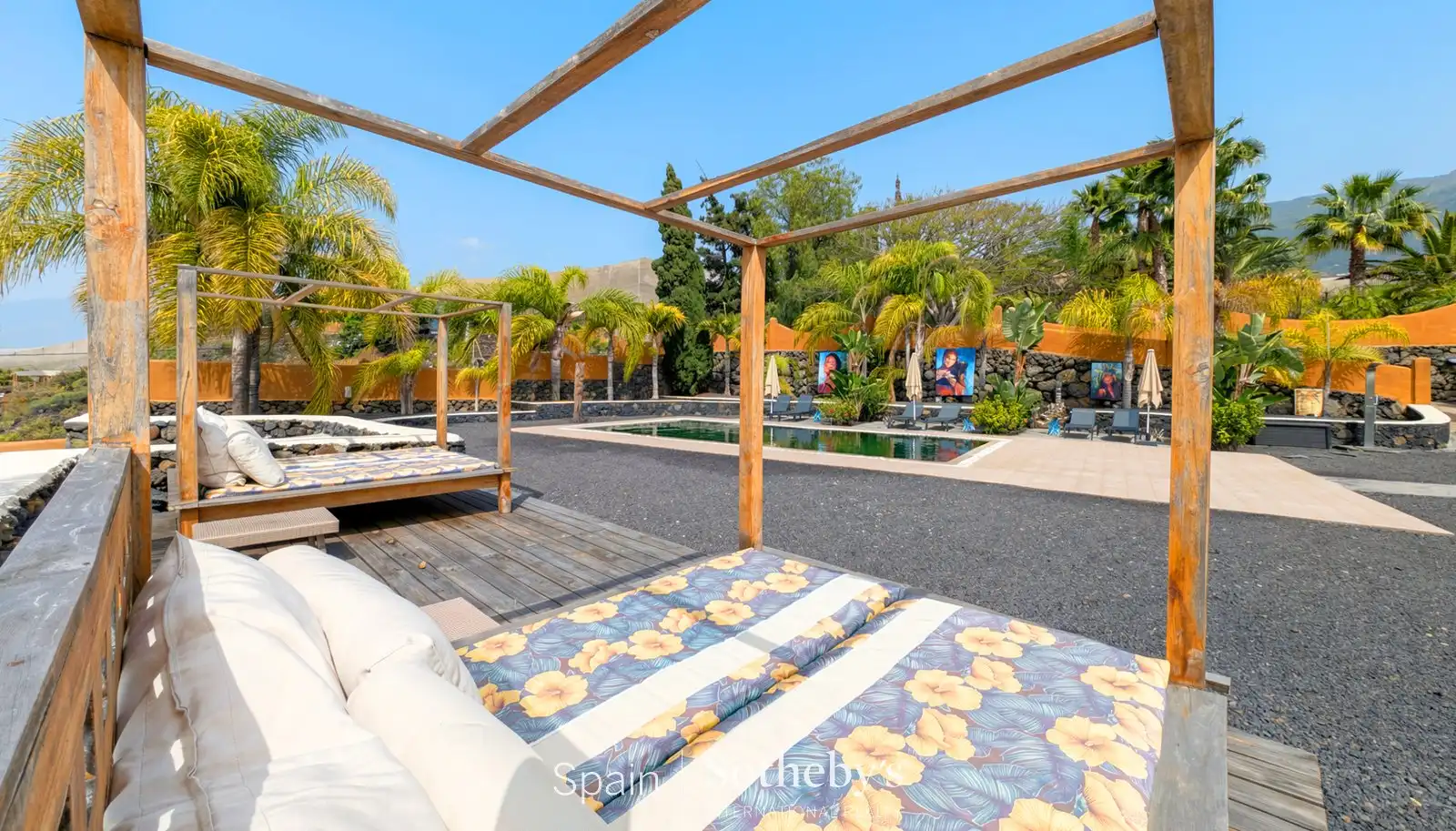 Piscina de Casa o chalet en venta en Los Llanos de Aridane con Aire acondicionado, Calefacción y Jardín privado