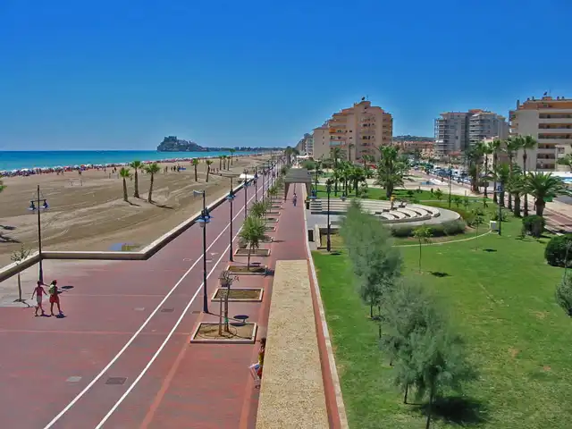 Vista exterior de Casa o xalet de lloguer en Peñíscola / Peníscola amb Aire condicionat, Calefacció i Terrassa