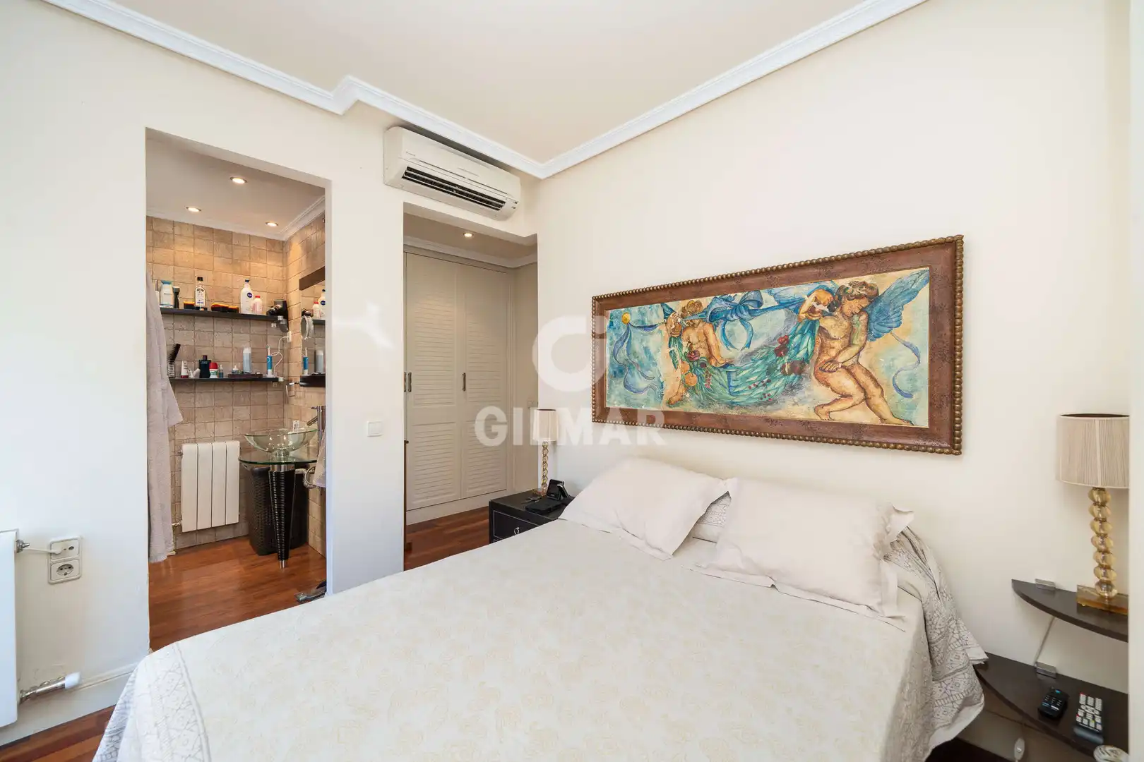 Habitación de Ático en venta en Madrid con Calefacción, Jardín privado y Trastero