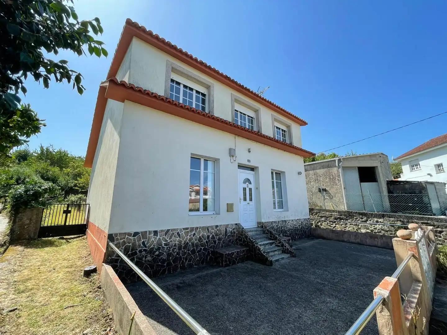 Vista exterior de Casa o chalet en venta en Porto do Son con Jardín privado, Amueblado y Balcón