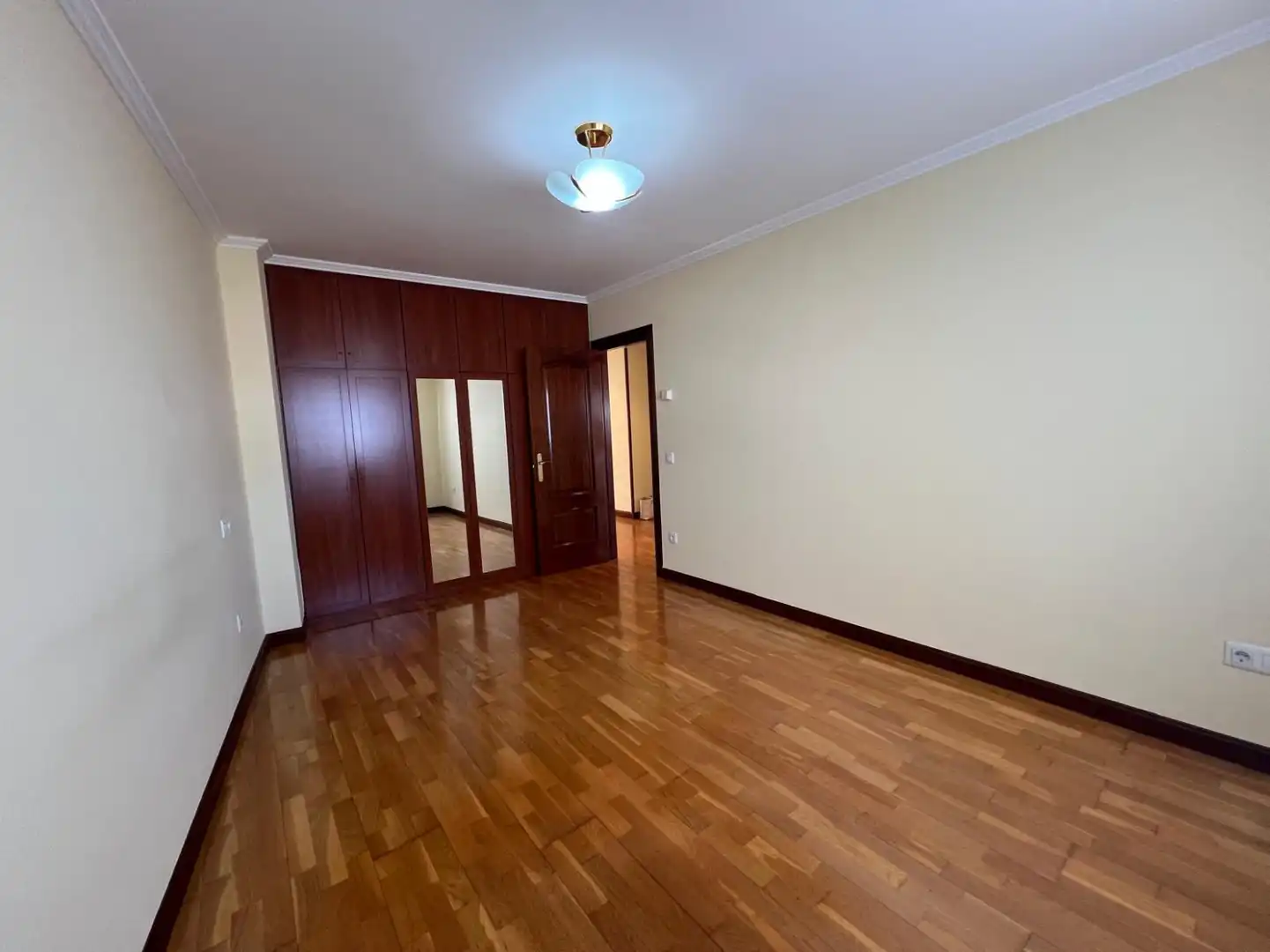 Flat for rent in Gijón   with Heating, Parquet flooring and Storage room