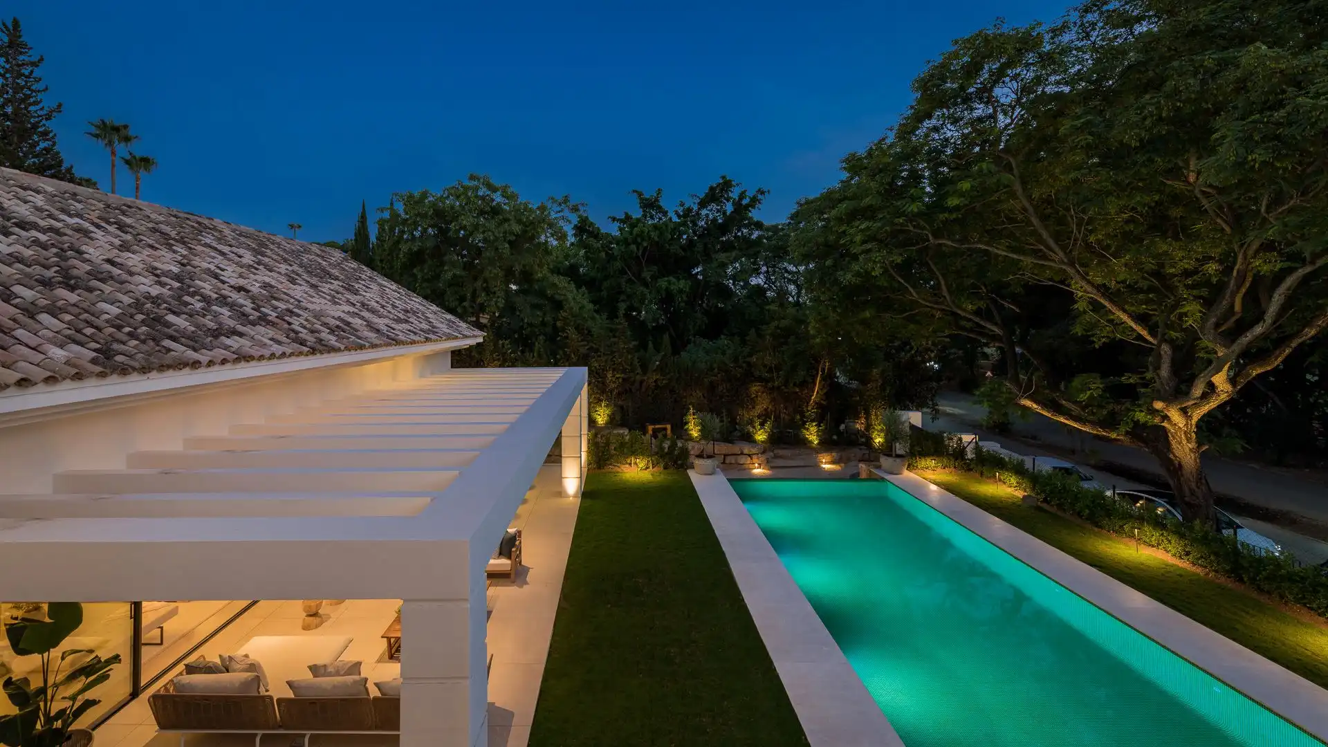 Jardí de Casa o xalet en venda en Estepona amb Aire condicionat, Terrassa i Piscina
