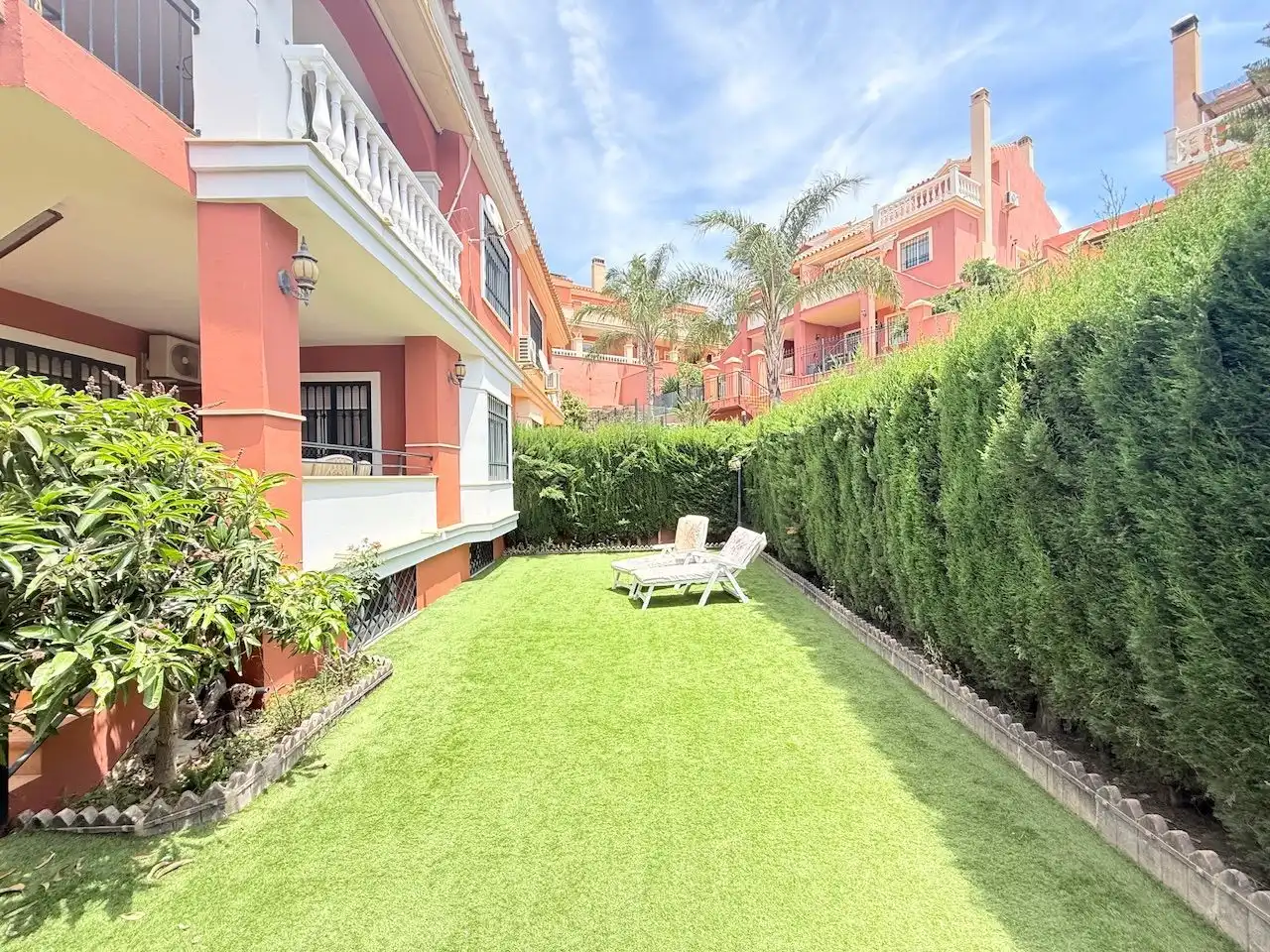 Jardí de Casa o xalet en venda en Vélez-Málaga amb Aire condicionat, Calefacció i Jardí privat