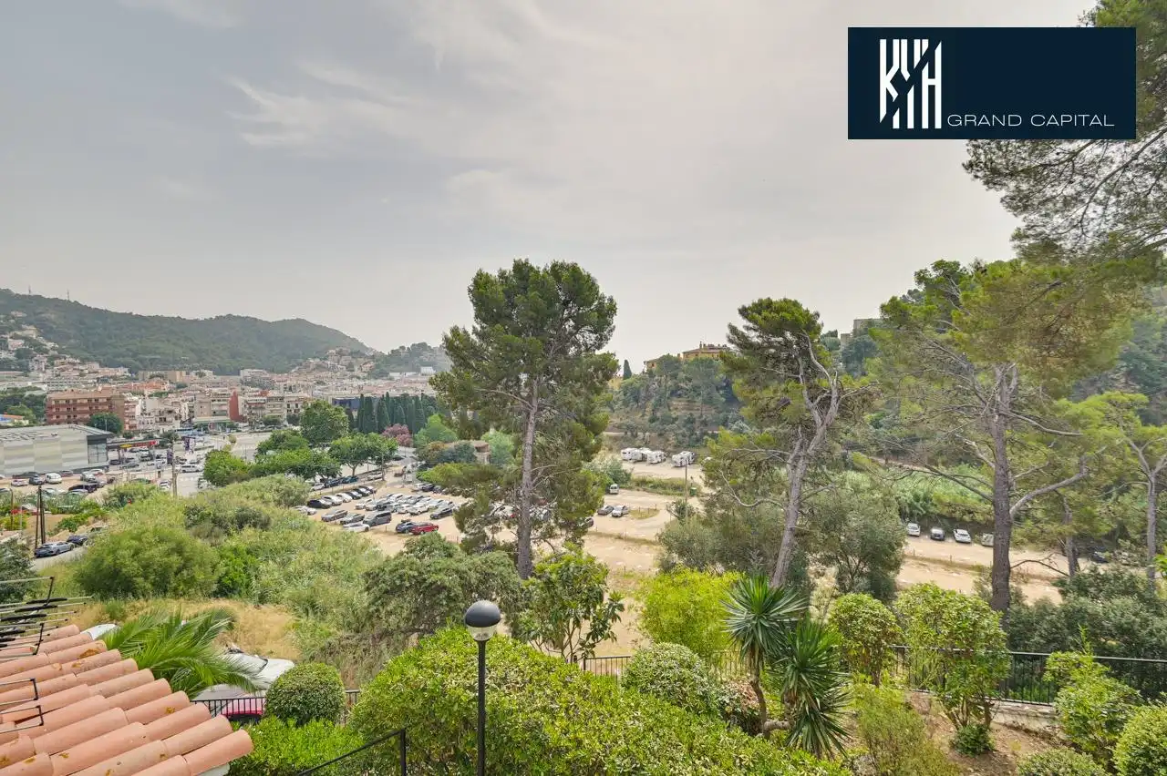 Vista exterior de Piso en venta en Tossa de Mar con Calefacción y Balcón