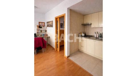 Foto 3 de Piso en venta en Calle Menéndez Pelayo, Estadi - Santa Anna, Vic