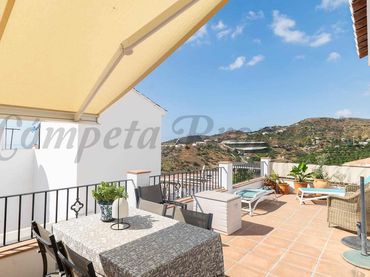 Casa a schiera con balcone in vendita a Torrox Pueblo