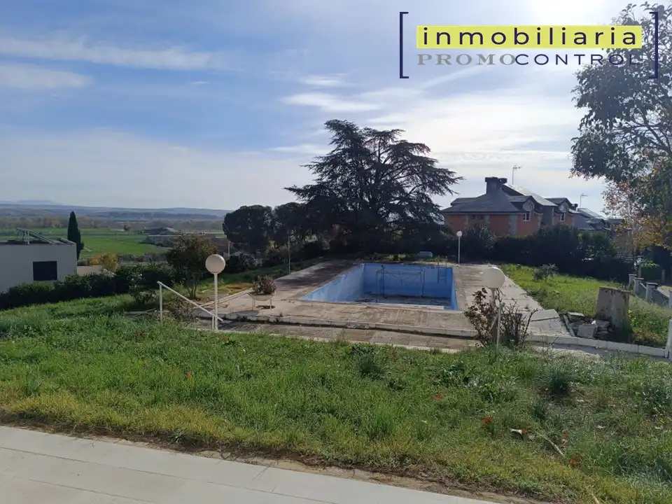 Chalet con terraza en venta en Calle Río Aragón 4, imagen 70