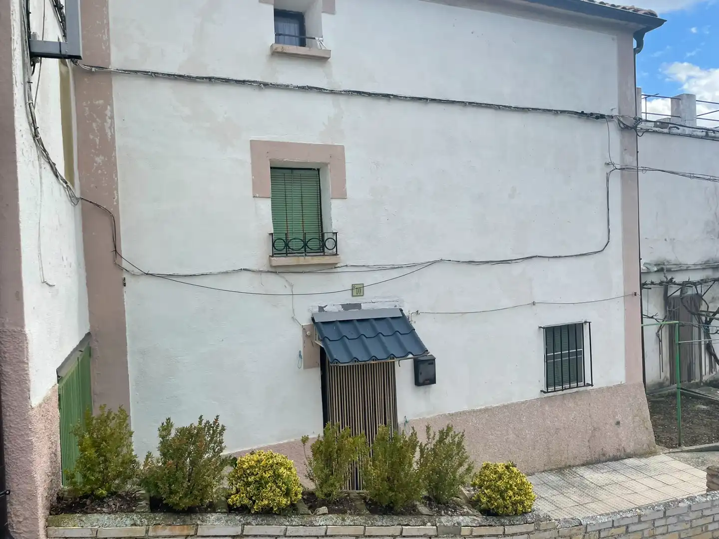 Exterior view of Houses for sale in Aberin  with Private garden, Terrace and Furnished