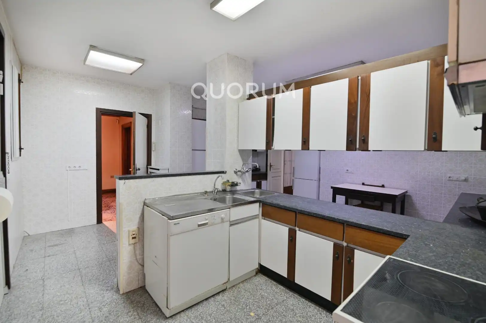 Cocina de Piso en venta en Bilbao  con Terraza y Trastero