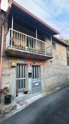 Casa-chalet en Venta en Vilar de Barrio