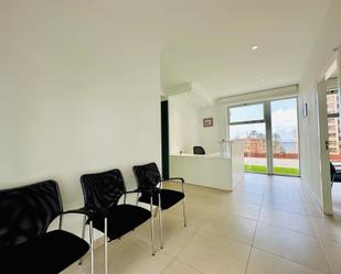 Büro miete in Benidorm mit Klimaanlage und Terrasse