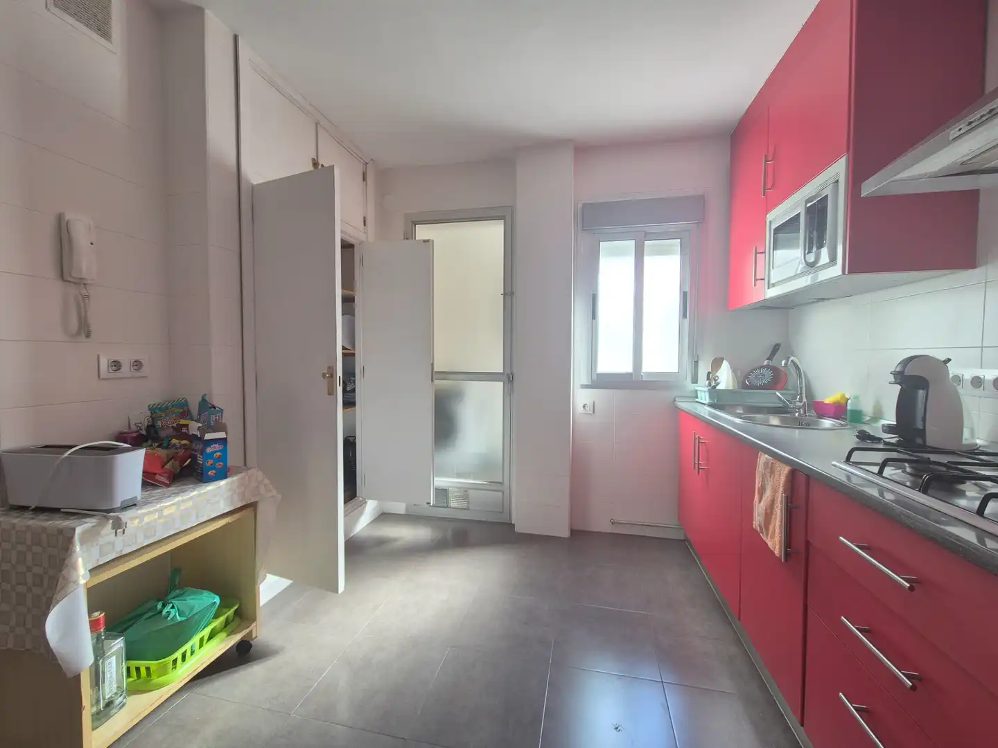 Cocina de Piso en venta en Badajoz con Aire acondicionado, Calefacción y Jardín privado