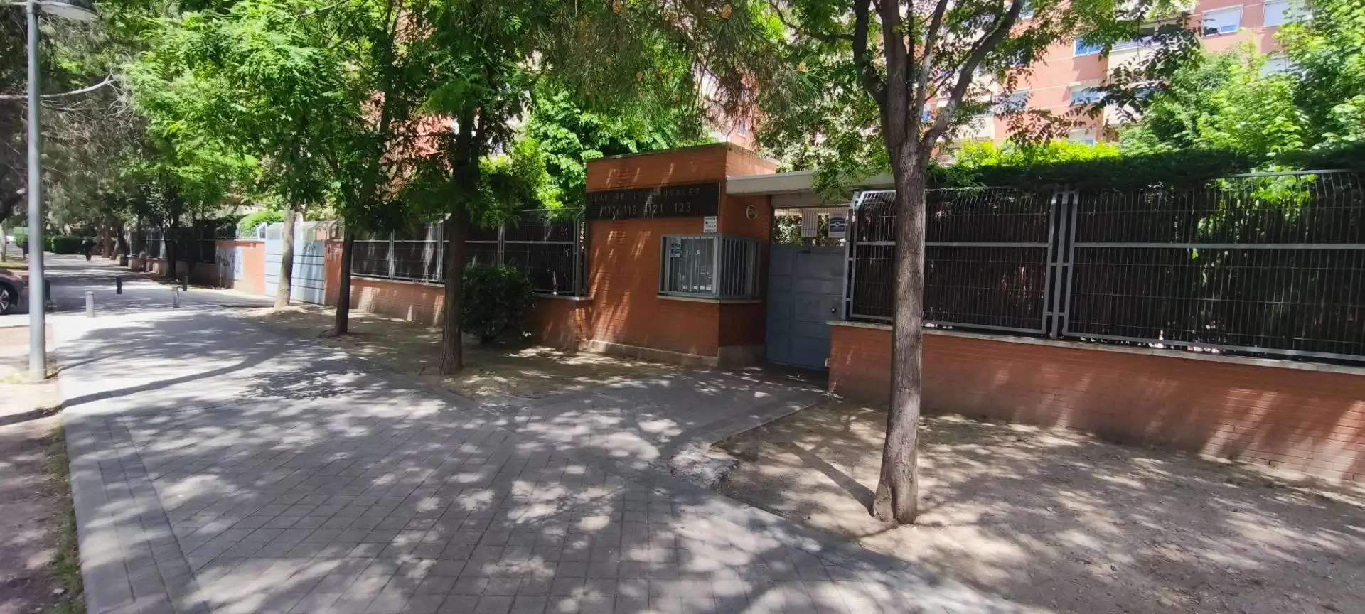 Außenansicht von Wohnungen zum Verkauf in Madrid
