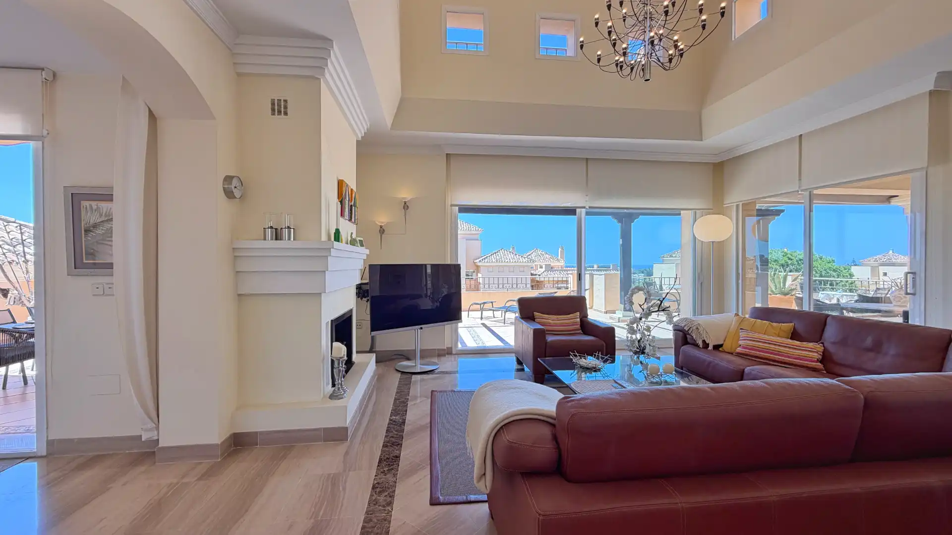 Sala d'estar de Àtic en venda en Marbella amb Aire condicionat, Calefacció i Terrassa