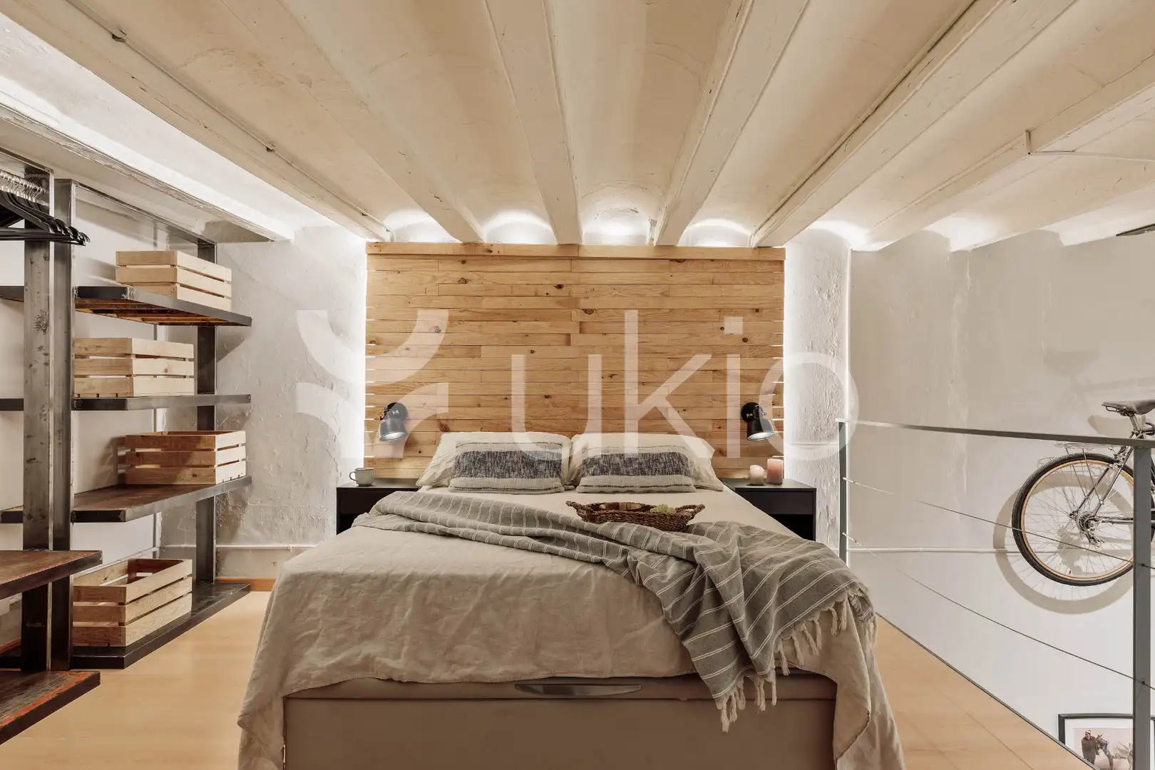 Habitación de Apartamento de alquiler en Barcelona con Aire acondicionado, Calefacción y Amueblado