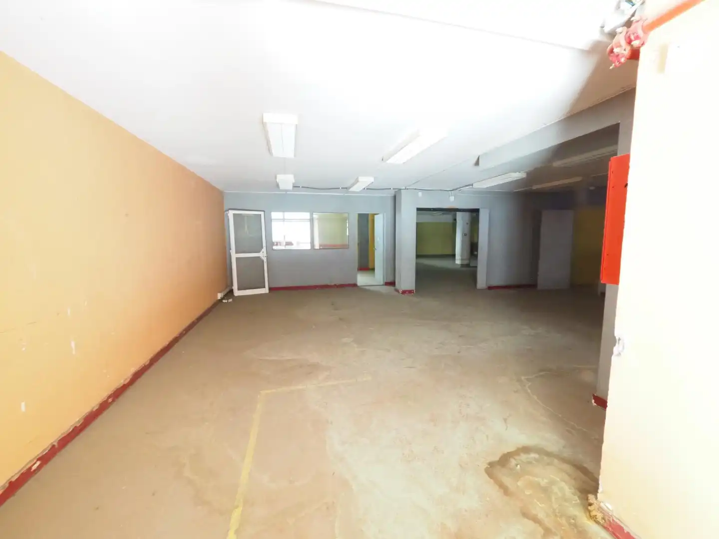 Local comercial en venta en Mercat, imagen 5