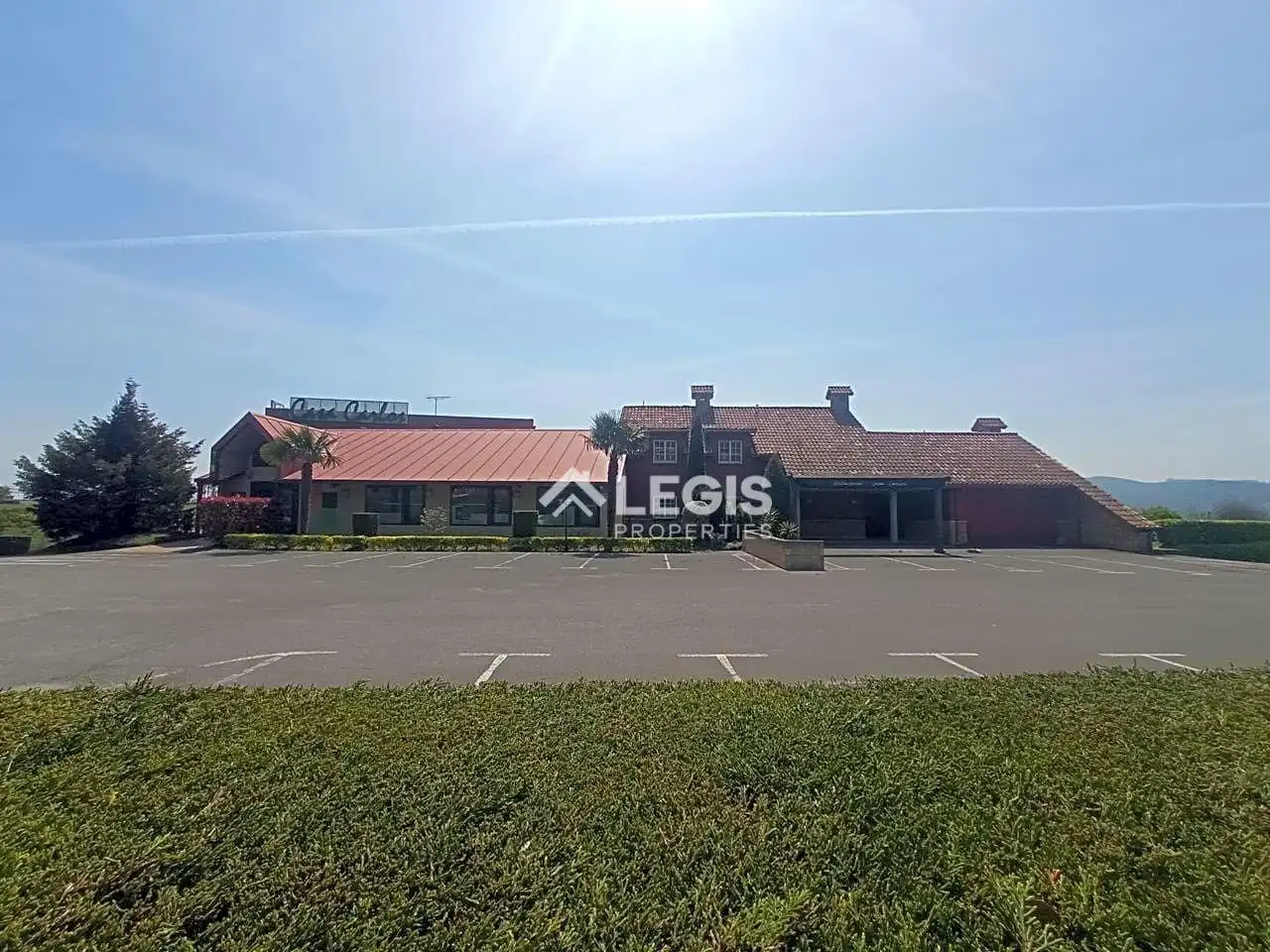 Edificio en venta en Llanera