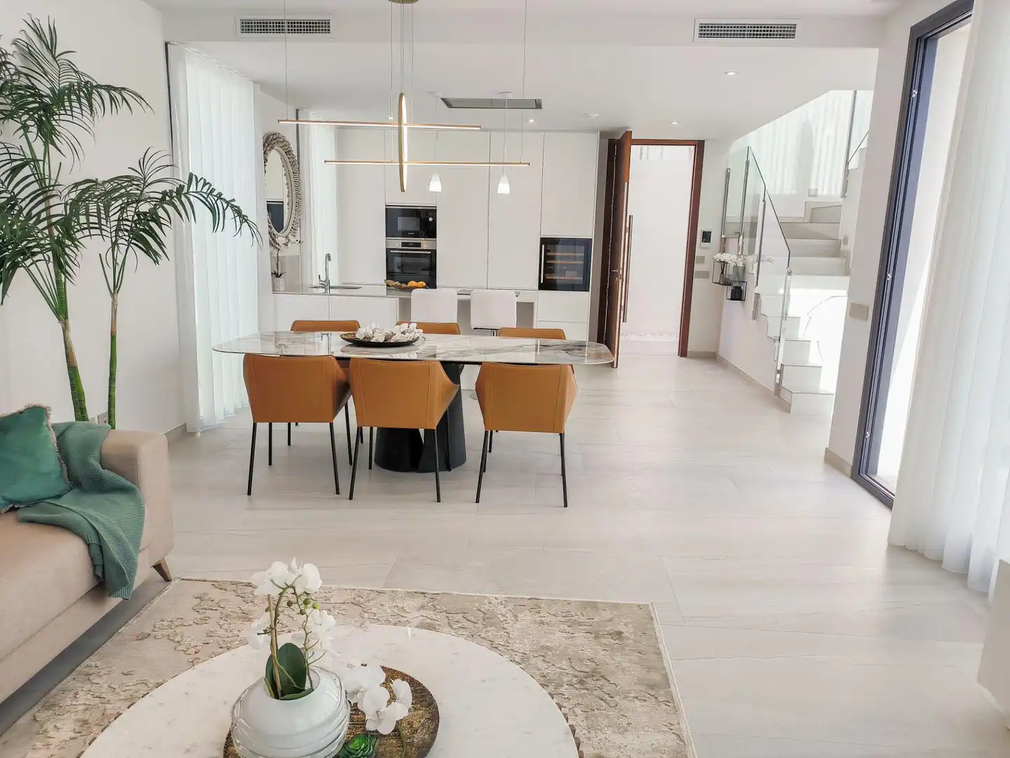 Chalet con piscina en venta en Golf Bahía, imagen 8