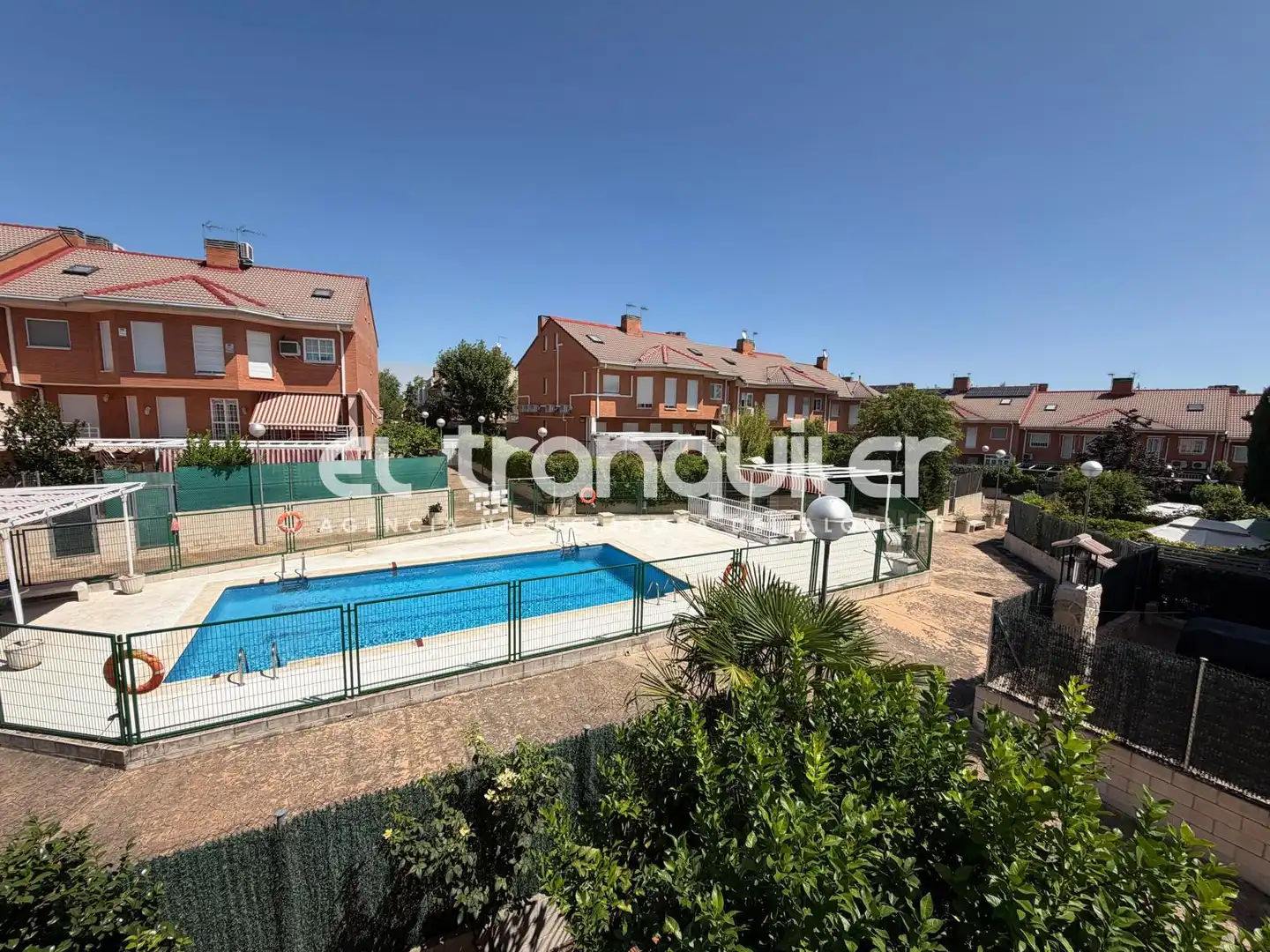 Piscina de Casa adosada de lloguer en Leganés amb Jardí privat, Parquet i Terrassa