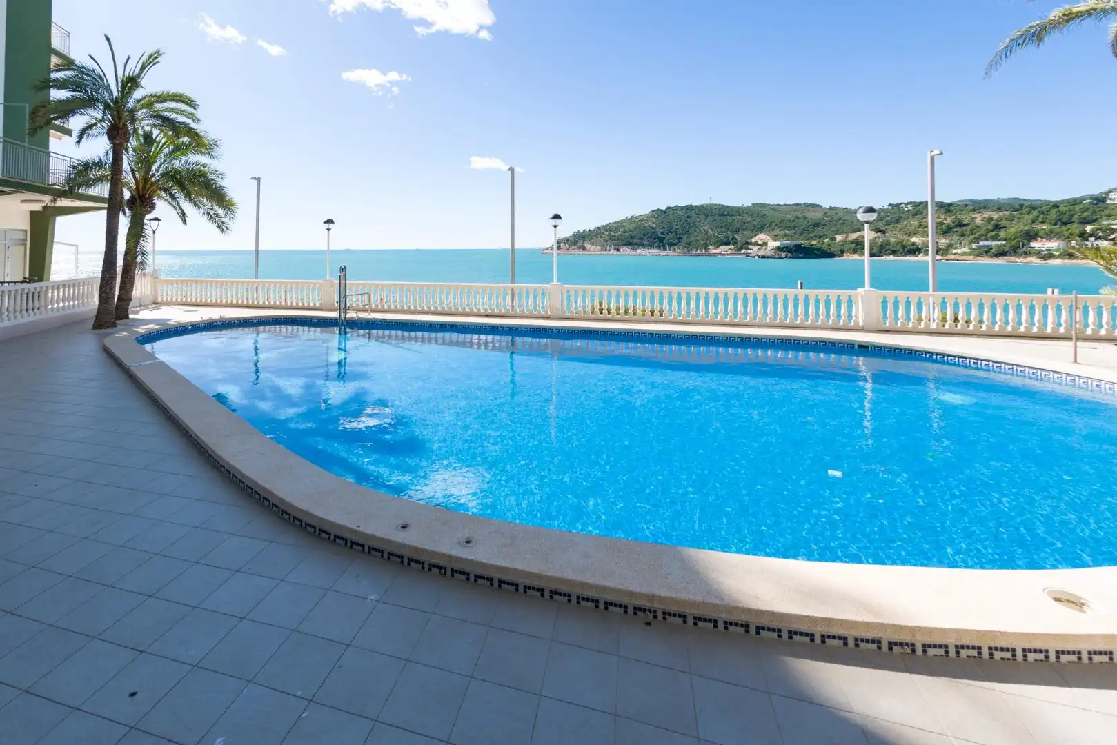 Piscina de Apartament en venda en Oropesa del Mar / Orpesa amb Jardí privat, Terrassa i Traster