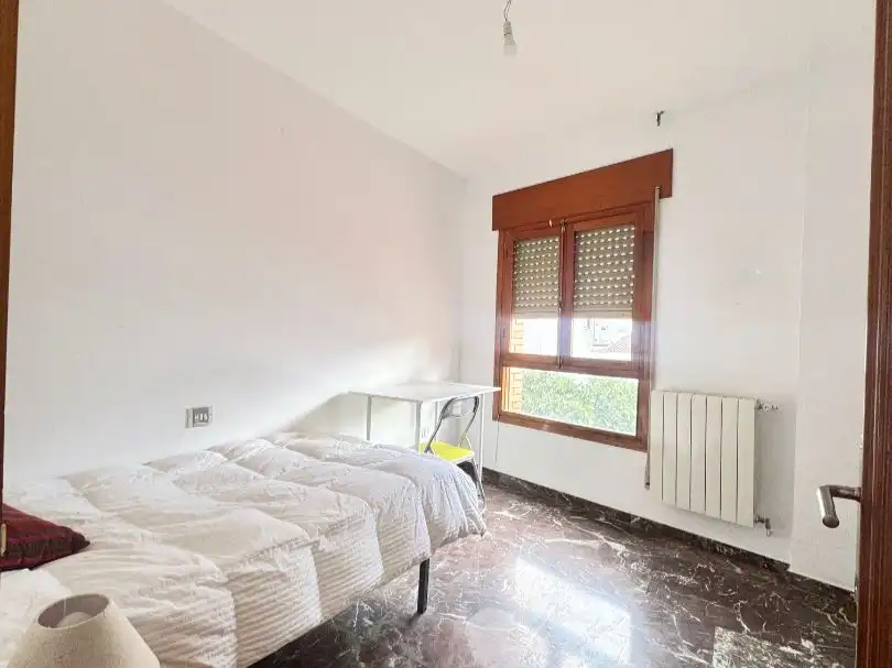 Bedroom of Flat for sale in Baza, Granada