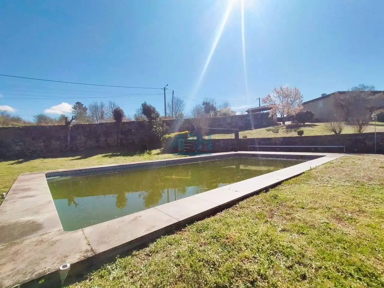 Piscina de Finca rústica de alquiler en San Cibrao das Viñas con Calefacción, Jardín privado y Terraza