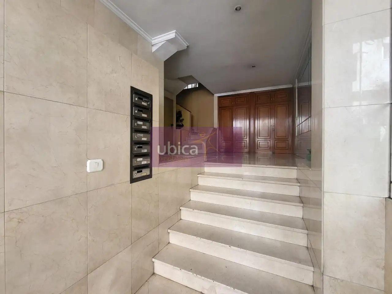 Piso en venta en Vigo  con Calefacción, Parquet y Terraza