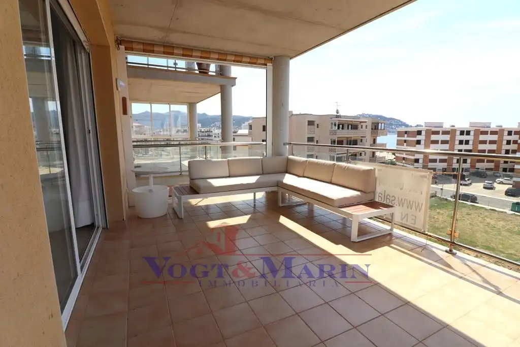 Apartament amb ascensor en venda a Carrer de Miguel de Cervantes,, imagen 3