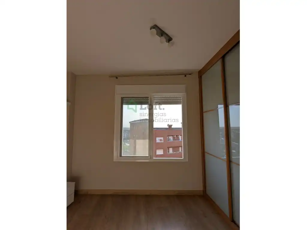 Bedroom of Attic for rent in Badajoz  with Air Conditioner