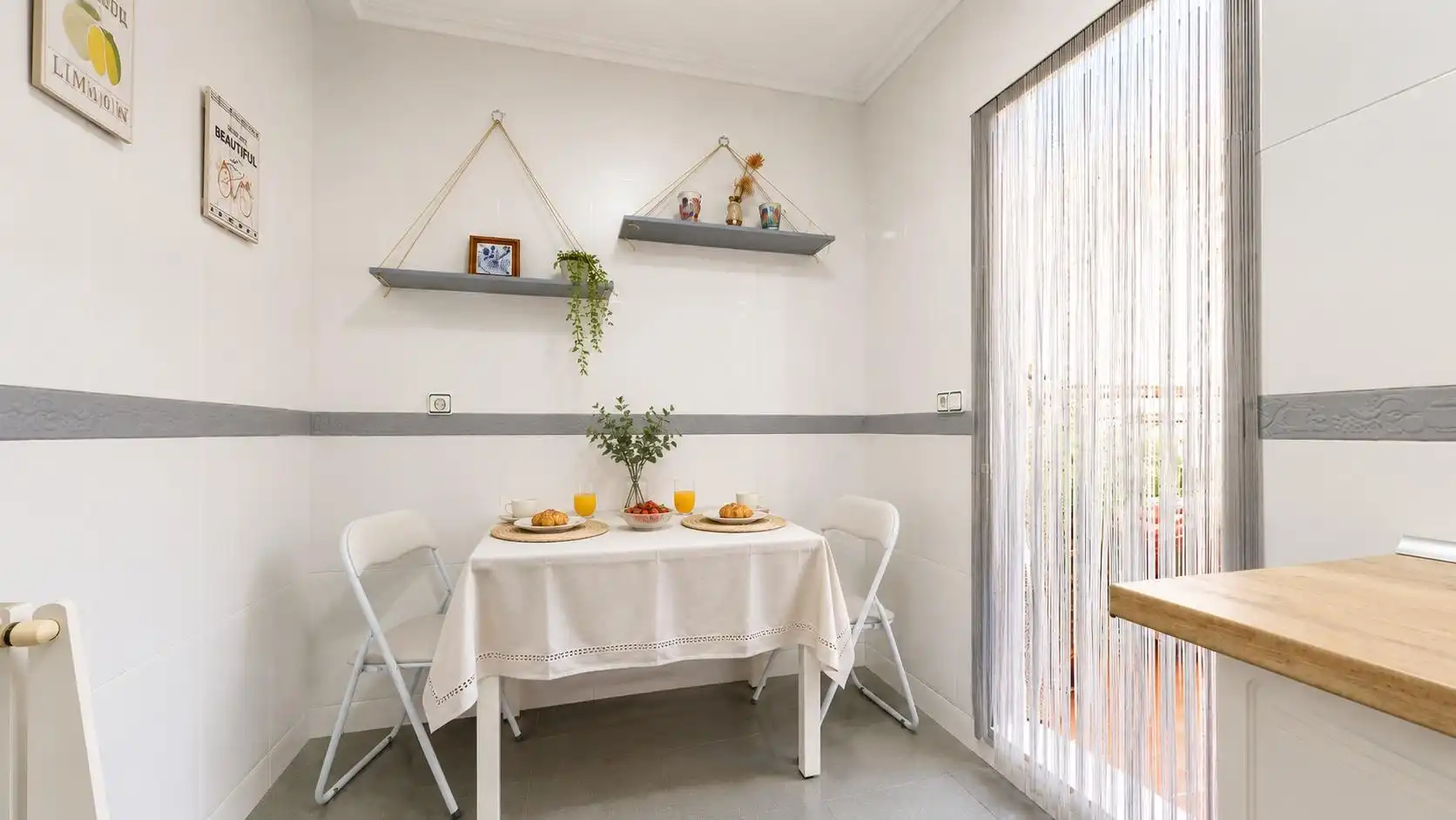 Comedor de Piso en venta en Almería con Aire acondicionado y Balcón