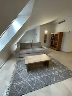 Sala d'estar de Dúplex de lloguer en Las Palmas de Gran Canaria amb Aire condicionat, Moblat i Forn