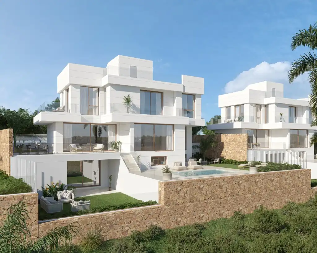 Chalet con piscina en venta en Estepona Pueblo