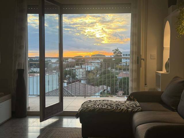 Piso en Venta en Califòrnia - Santa Madrona