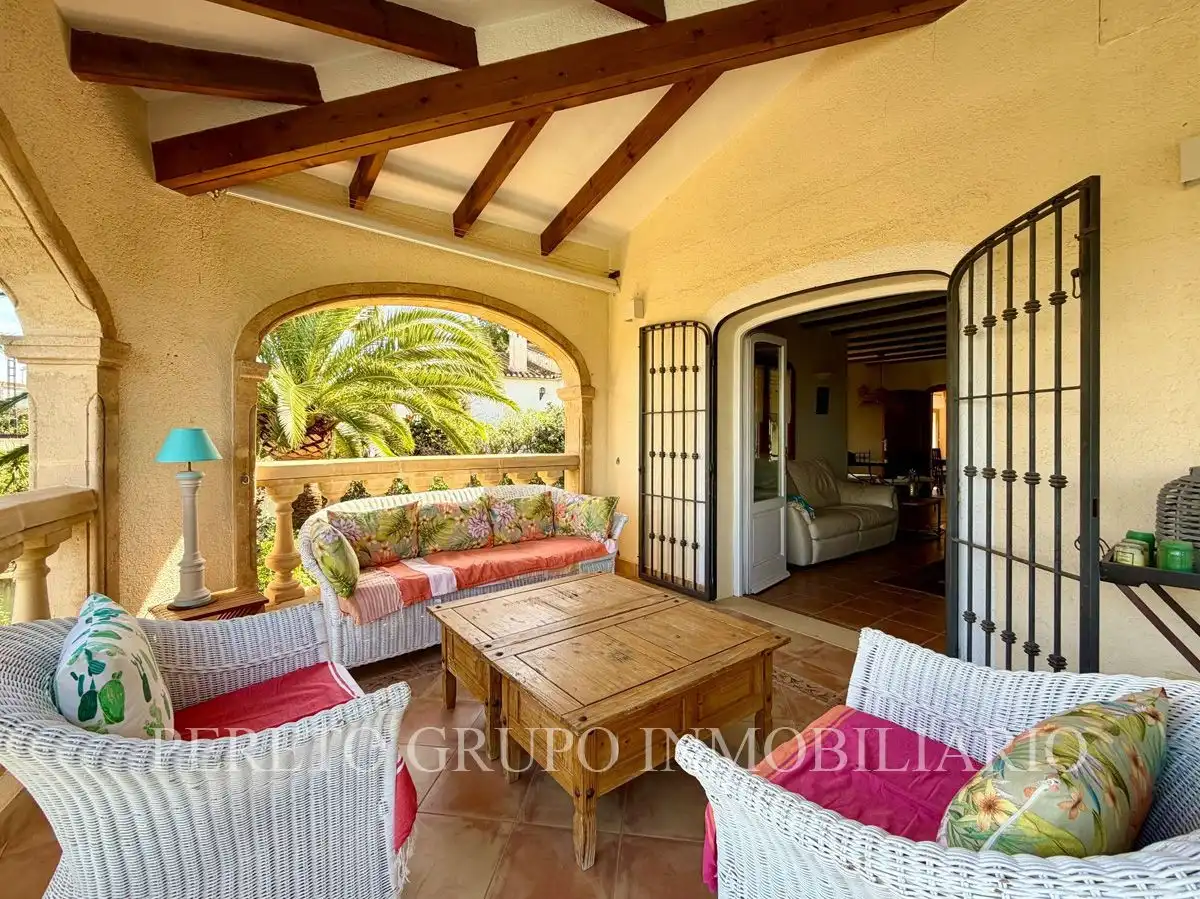 Detached house with pool for sale in El Montgó, imagen 8