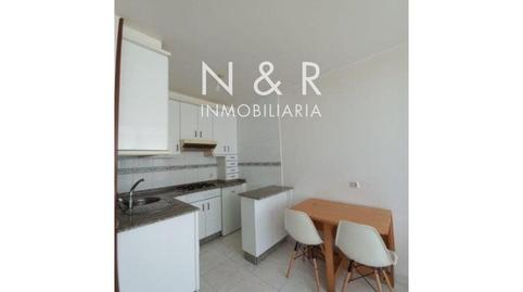 Foto 5 de Piso de alquiler en Da Estrada, Castiñeiriño - Cruceiro de Sar, Santiago de Compostela