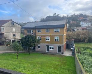 Vista exterior de Casa o xalet en venda en Vigo  amb Terrassa i Balcó