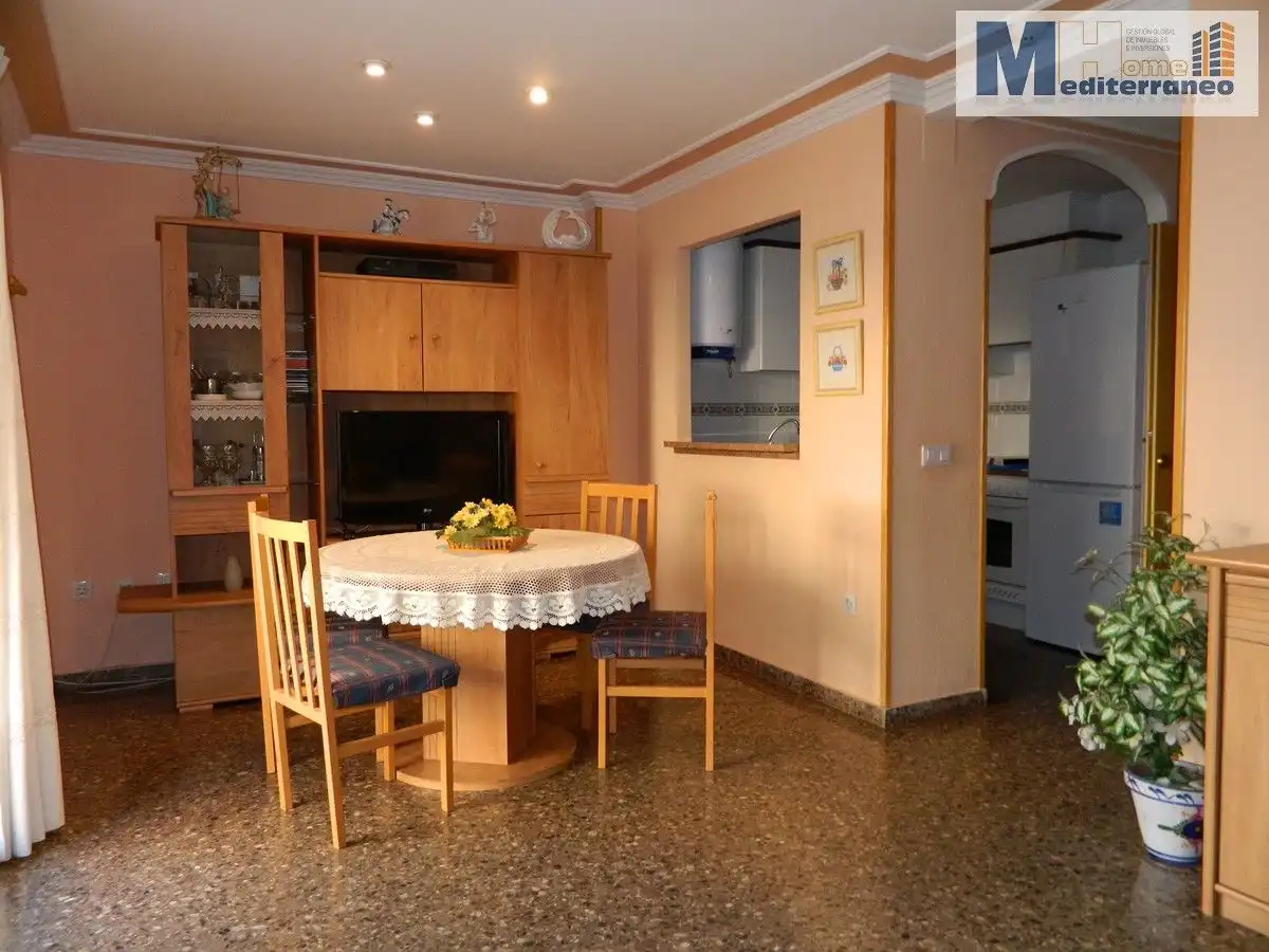Menjador de Apartament de lloguer en Canet d'En Berenguer amb Aire condicionat, Calefacció i Terrassa
