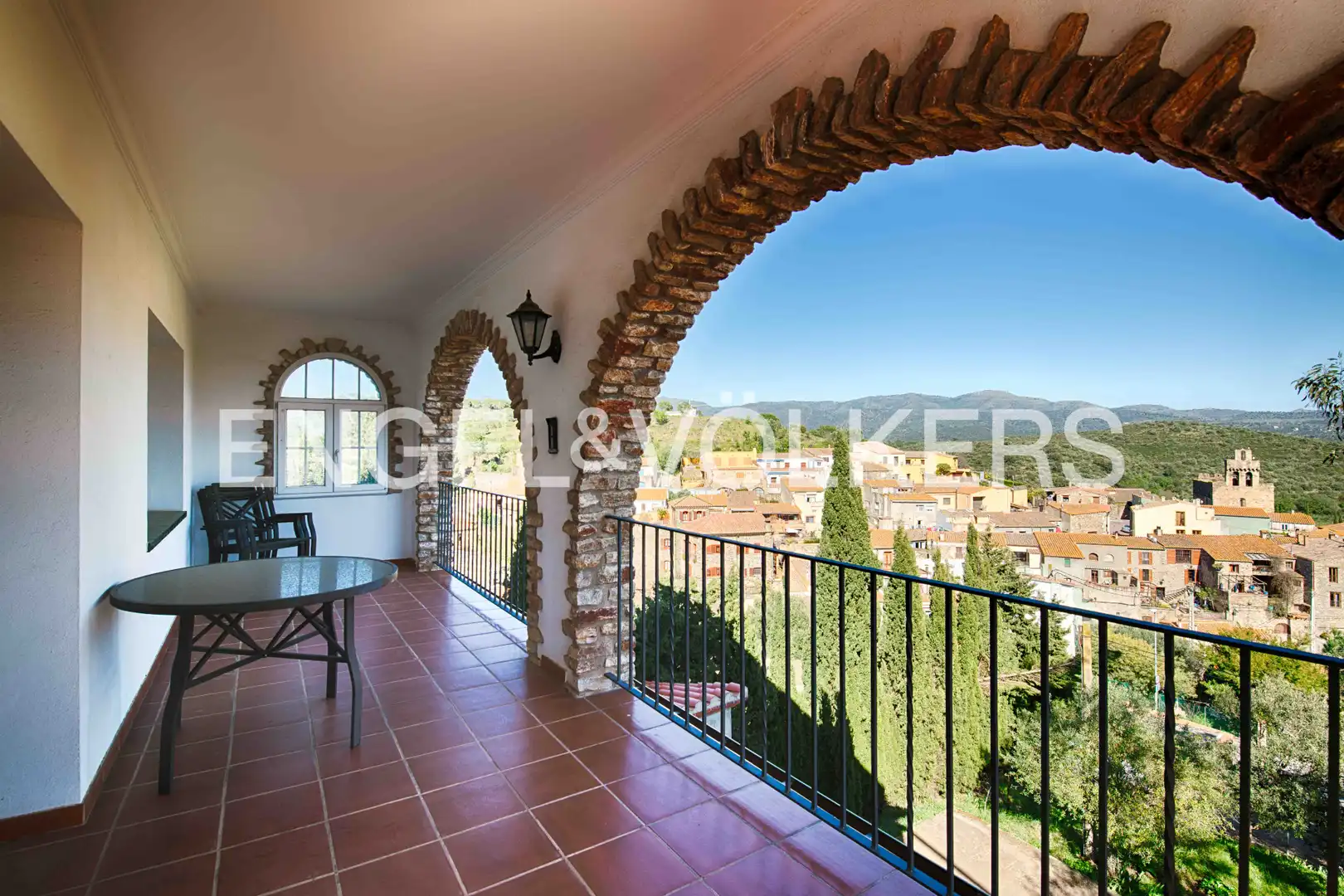 Terrasse von Country house zum Verkauf in Rabós mit Heizung, Privatgarten und Terrasse