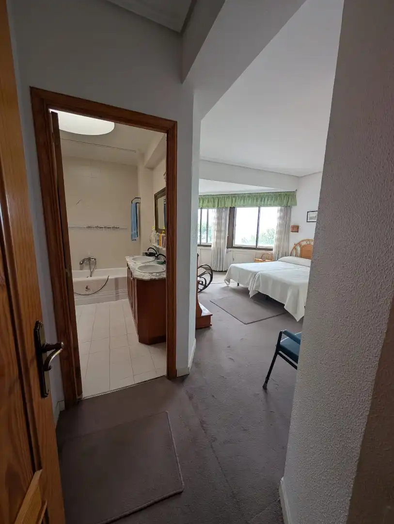 Habitación de Piso en venta en Santander con Calefacción, Terraza y Trastero