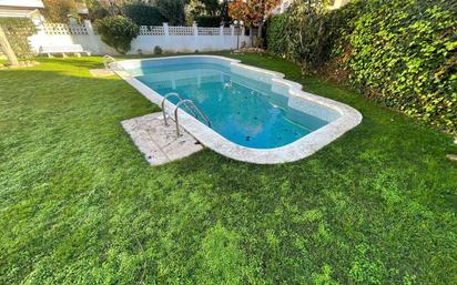 Piscina de Casa adosada en venda en Castell-Platja d'Aro amb Aire condicionat, Calefacció i Jardí privat