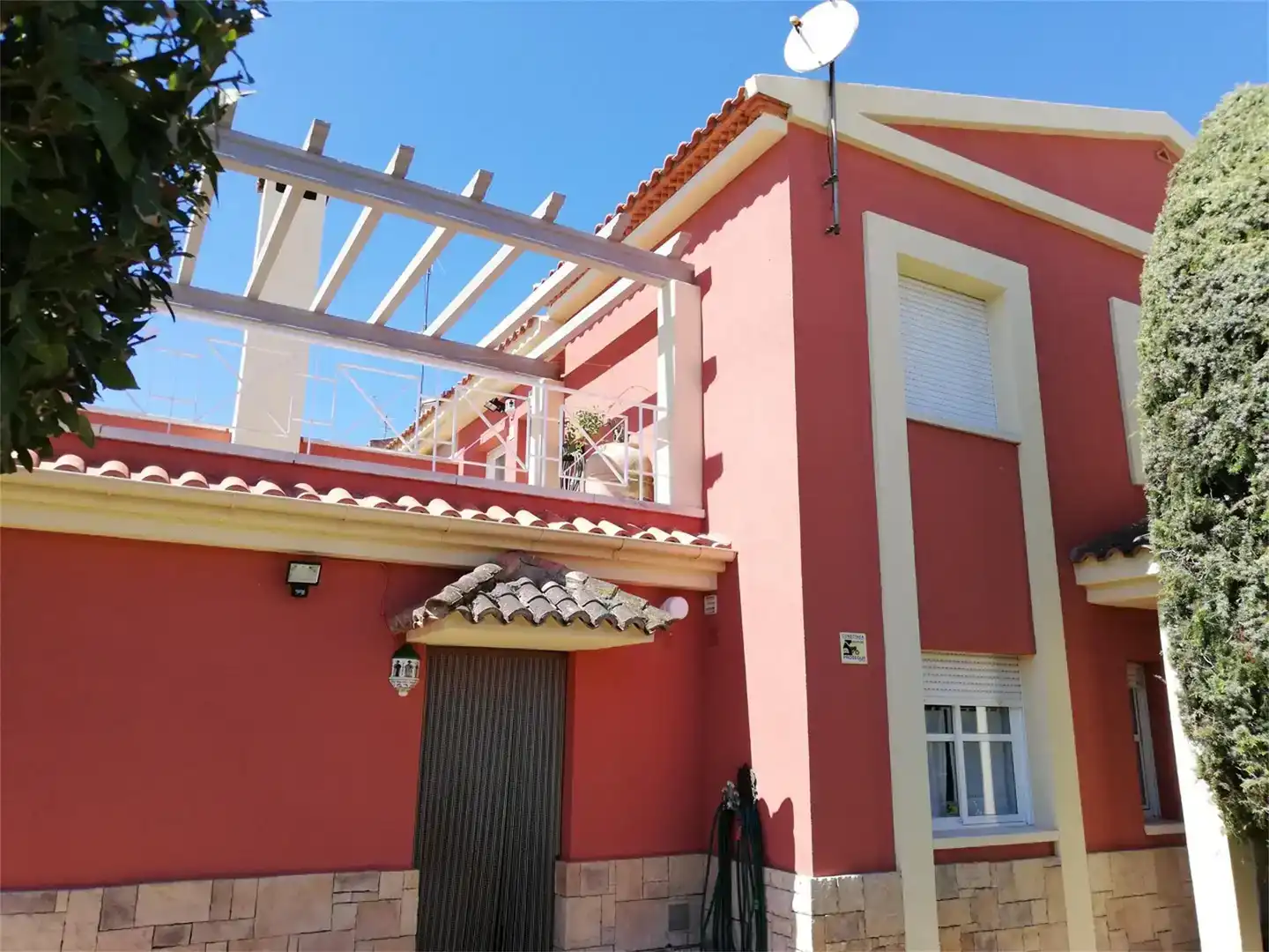 Vista exterior de Pis en venda en Villaralbo amb Jardí privat, Parquet i Moblat
