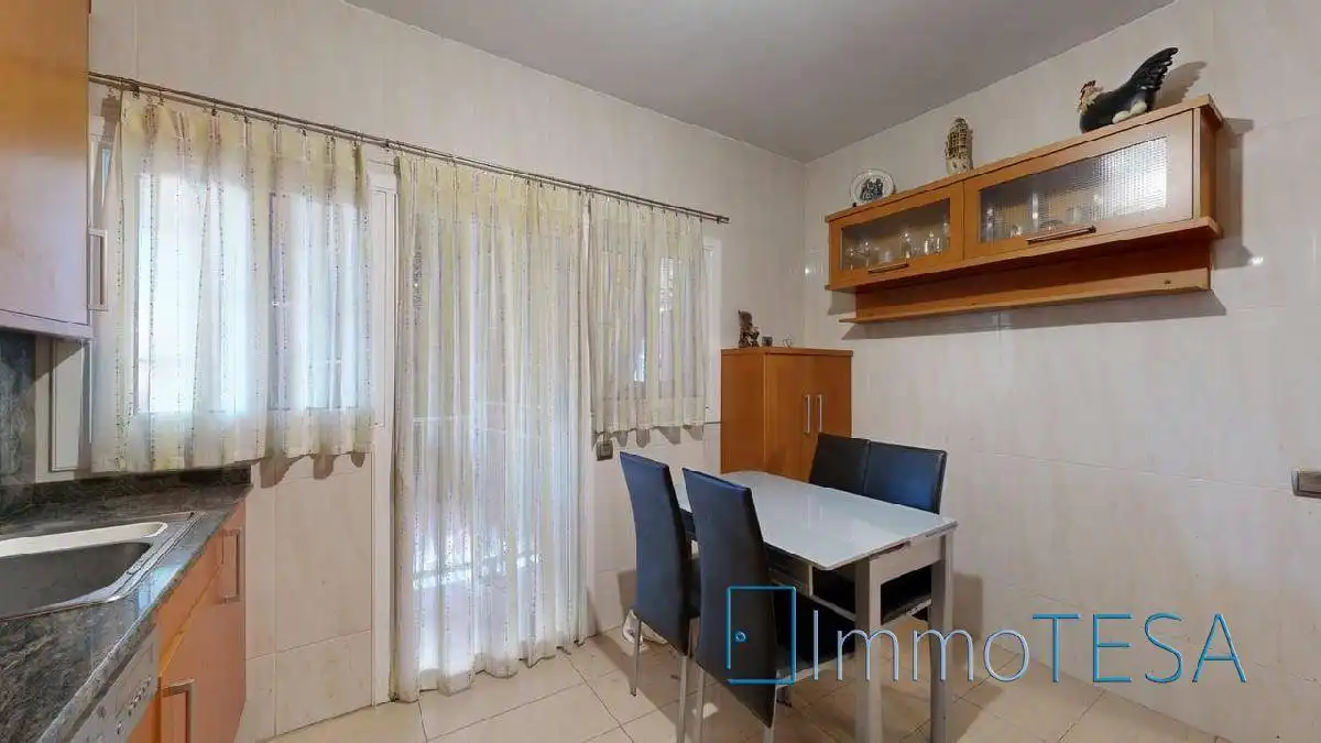 Comedor de Piso en venta en Barberà del Vallès con Calefacción, Trastero y Balcón